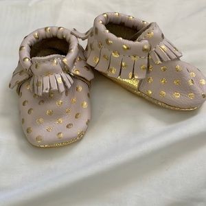 Freshly Picked Pink & Gold moccasins